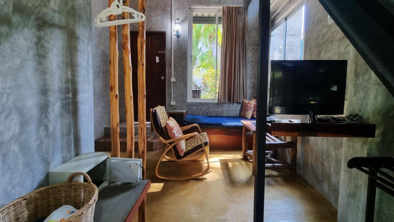 Aonang Third Place Hometel Ao Nang Extérieur photo